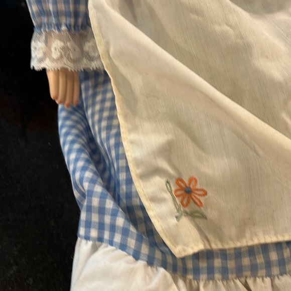 Porcelain Vintage Doll 18" - Beautiful - Picture 8 of 12